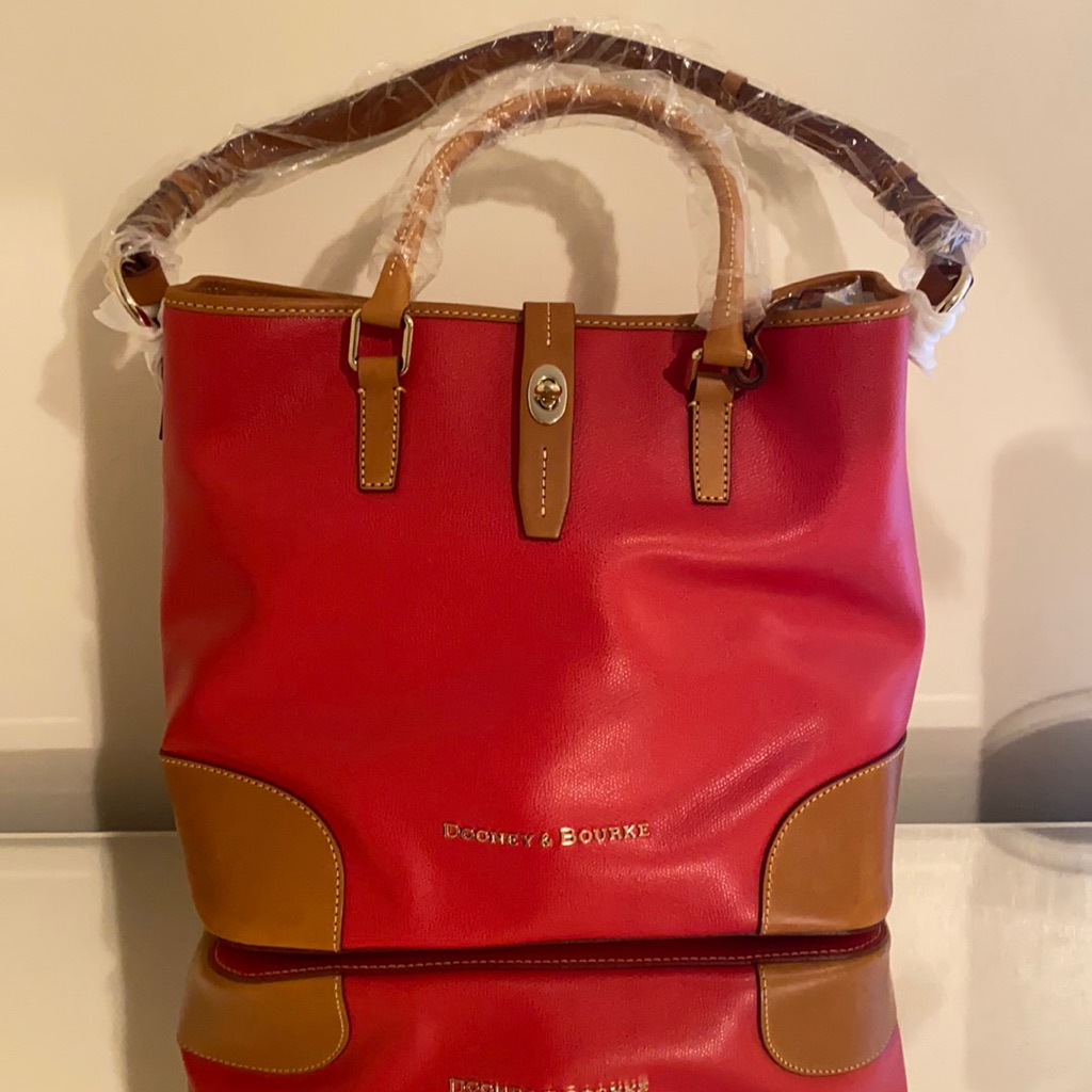 Brand New Womans Dooney  Bourke Handbag
